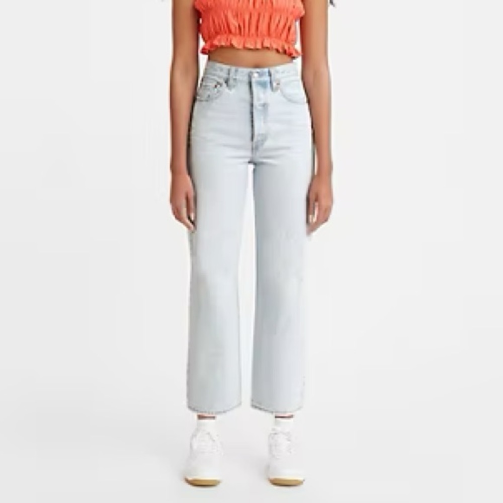 High Waisted Straight Levi Jeans, Size 27